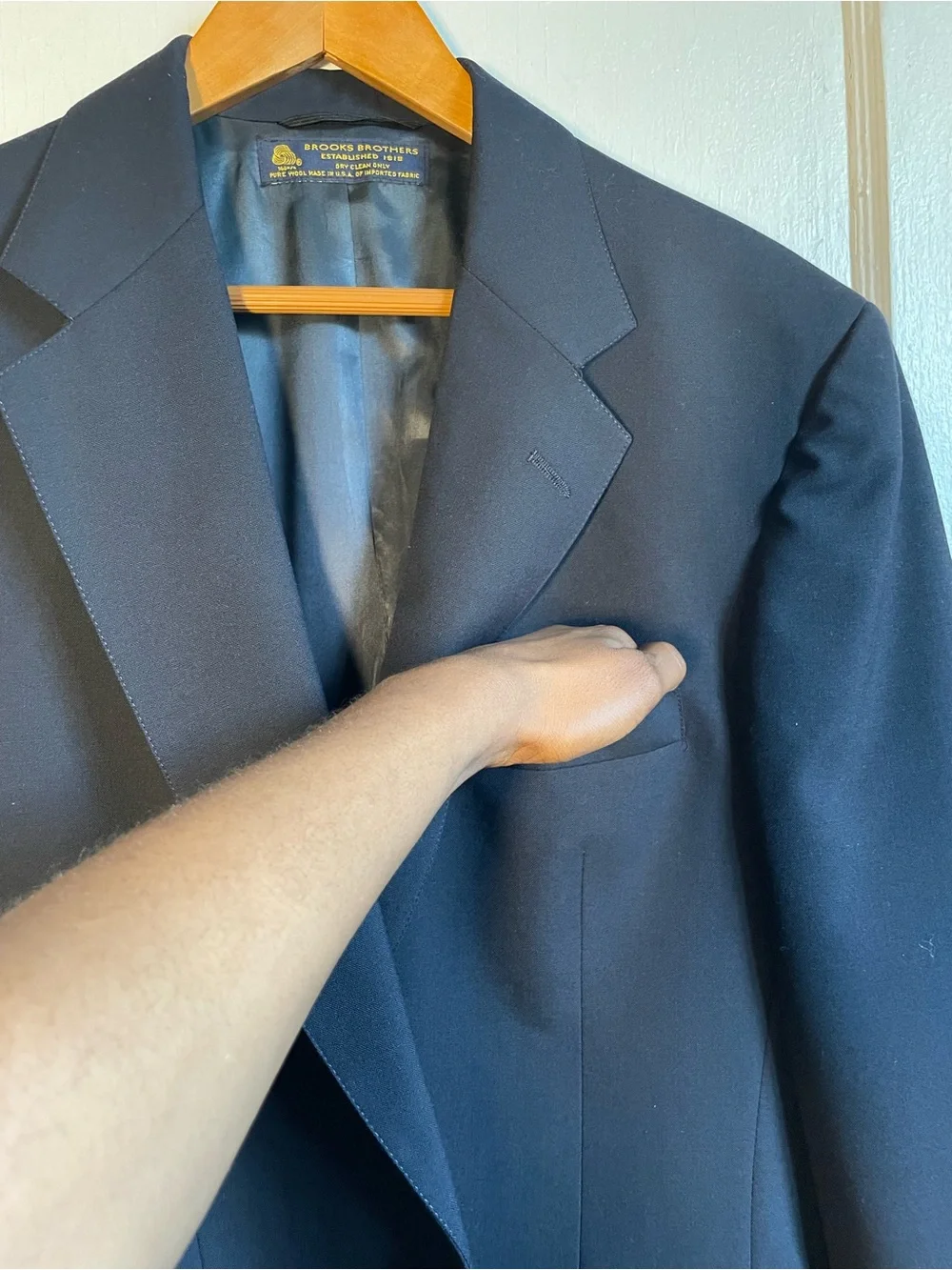 Vintage Brooks Brothers Navy Blue 100% Wool Blazer Men 44R USA Made 2-Button